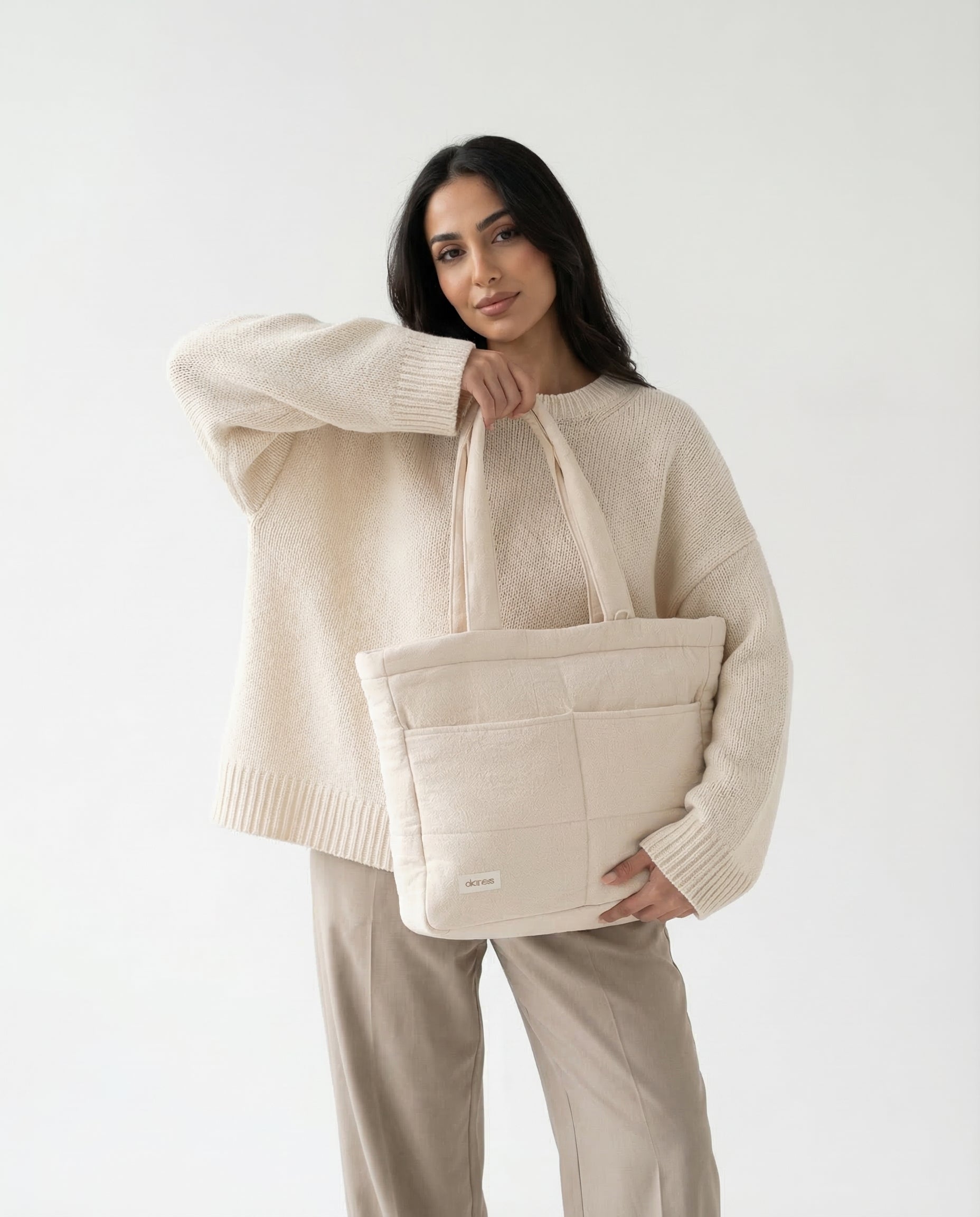 OLANESS Signature Pocket Tote – Grand Sac Élégant avec Compartiments pour Travail et Quotidien