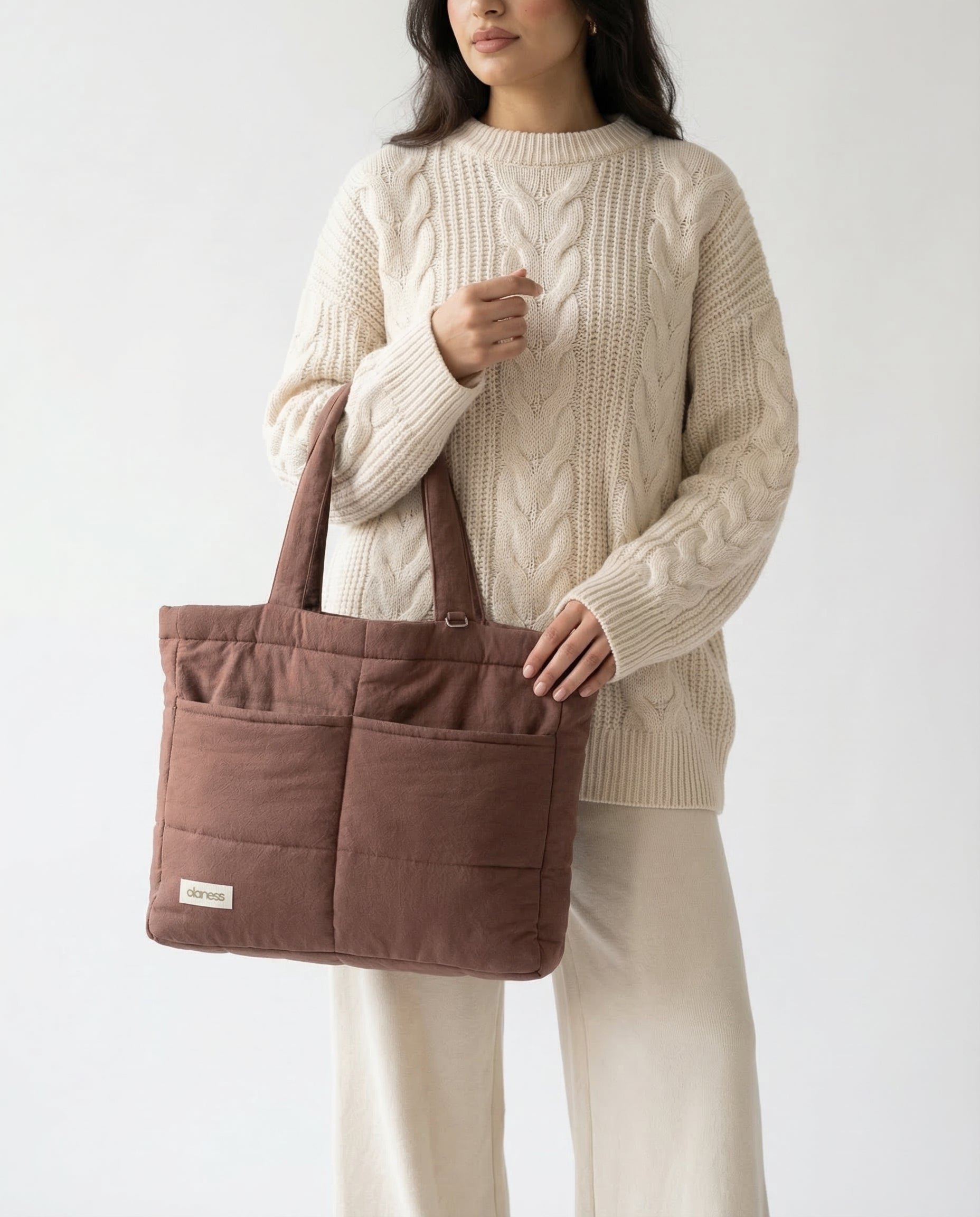 OLANESS Signature Pocket Tote – Grand Sac Élégant avec Compartiments pour Travail et Quotidien